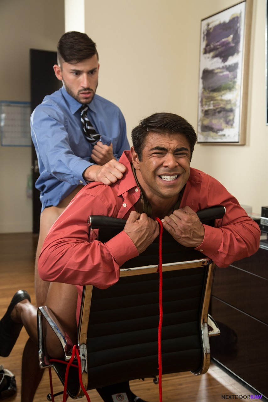 Kinky gays Scott Demarco and Draven Navarro fuck each other in the office  