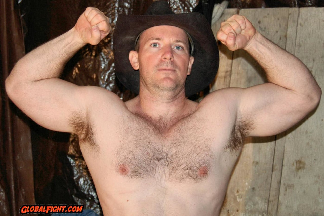 Mature bodybuilder shows off his hairy body in a shirtless compilation  
